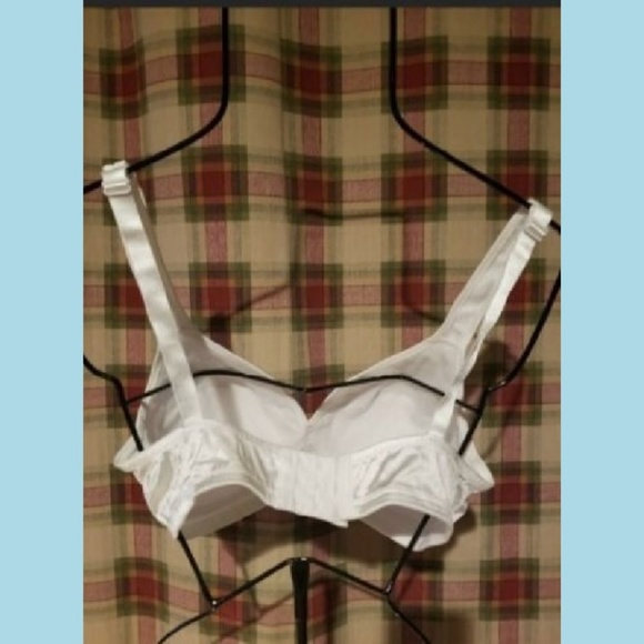 NWOT Pink K Size 40C Bra White Wireless - Picture 3 of 5
